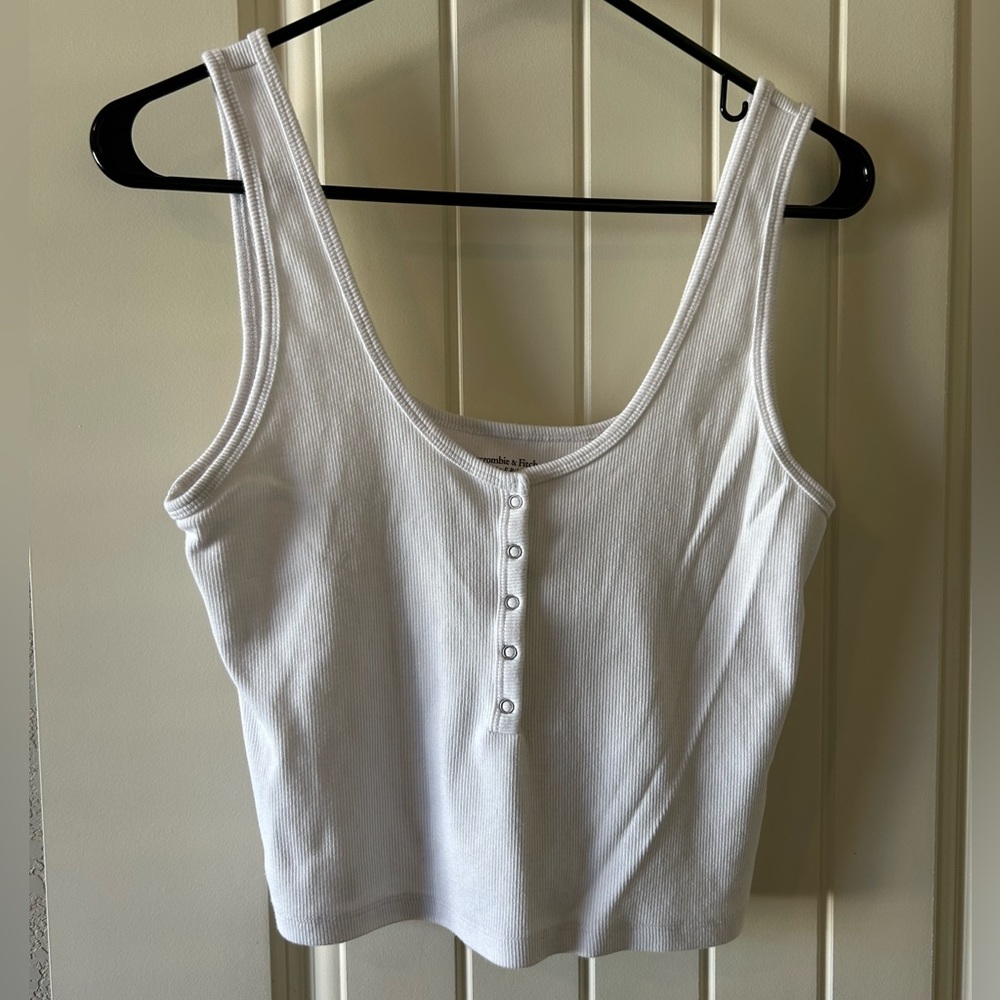 Abercrombie White Ribbed Henley Tank